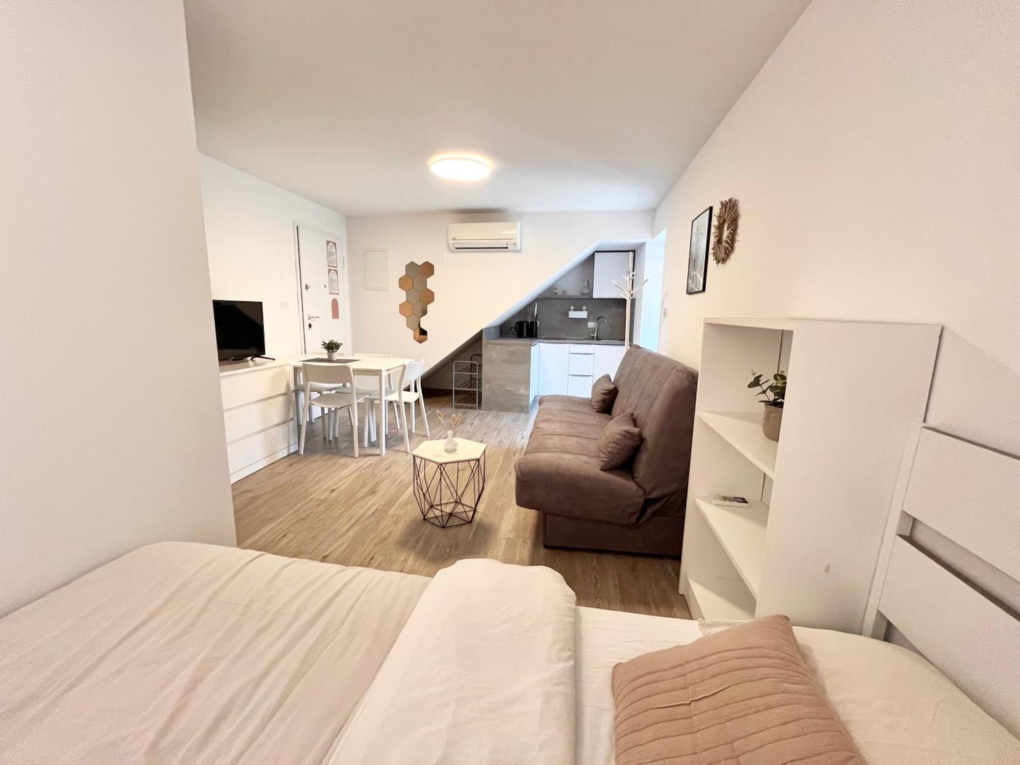 Casa Orange 2 Apartment Koper Bagian luar foto