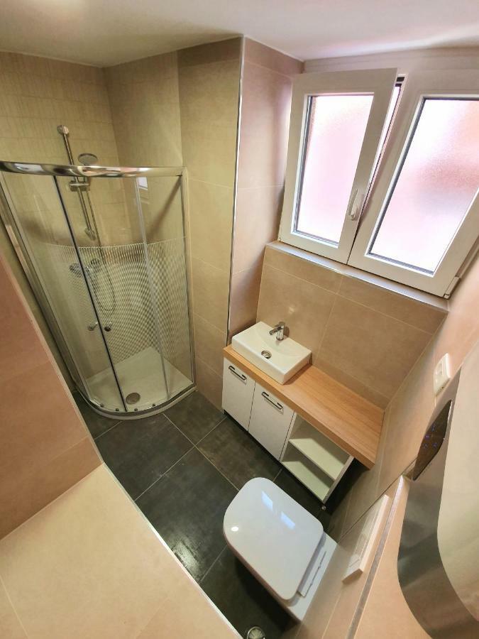 Casa Orange 2 Apartment Koper Bagian luar foto